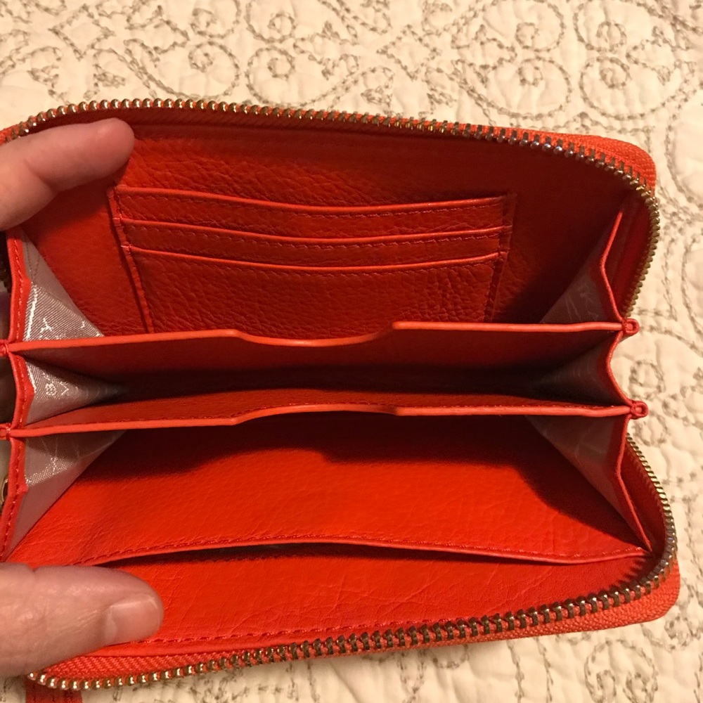 Badgley Mischka wristlet - Picture 2 of 3